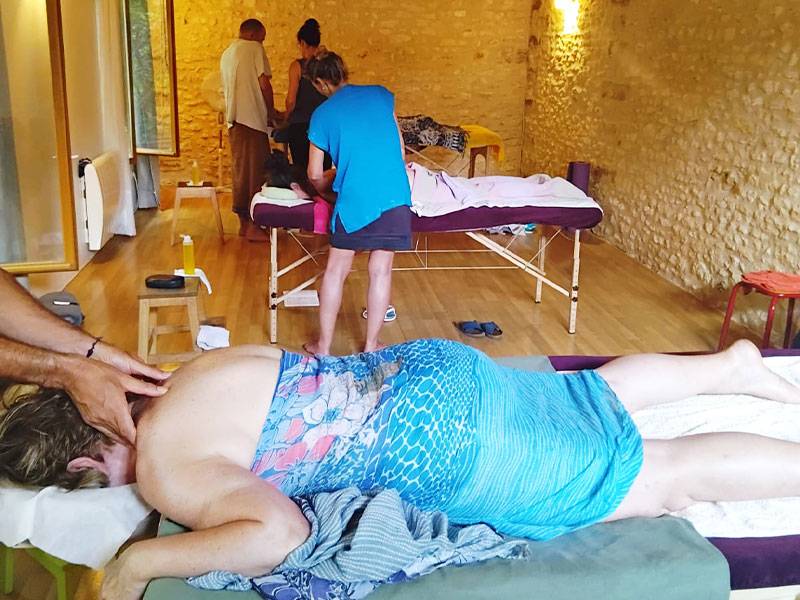 Initiation aux massages ayurvédiques, avec Yann EXCOFFON