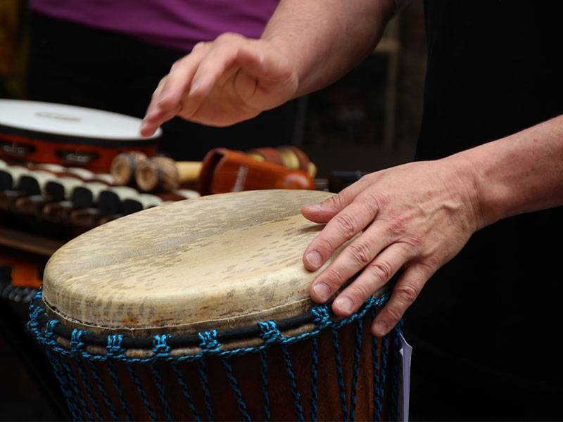 Atelier "Percussions & rythmes du Monde" avec Dom WALTIS à La Dragonnière (77 Saint-Mammès, Seine-et-Marne)
